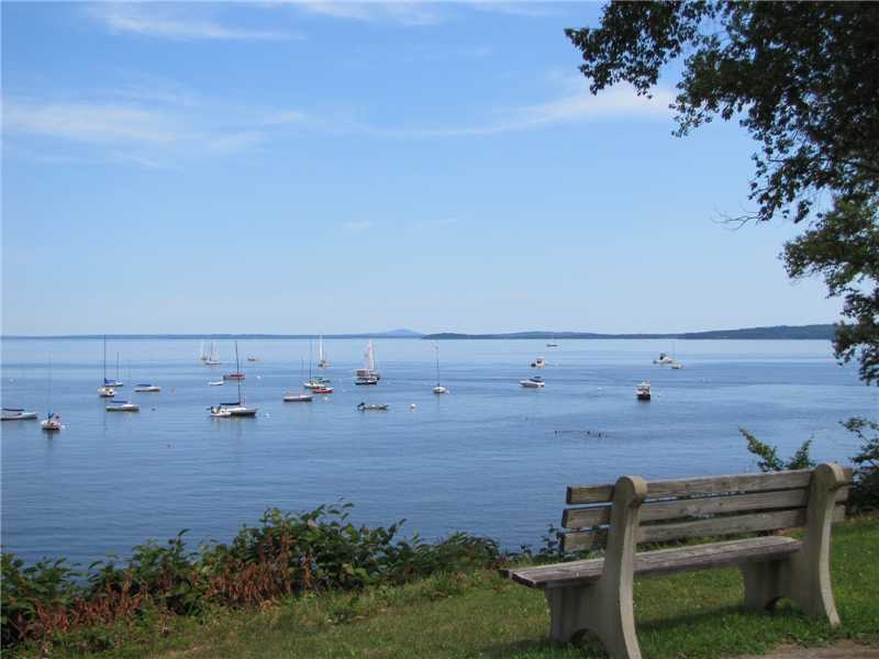 Maine Victorian oceanview cottage in seaside village of Bayside