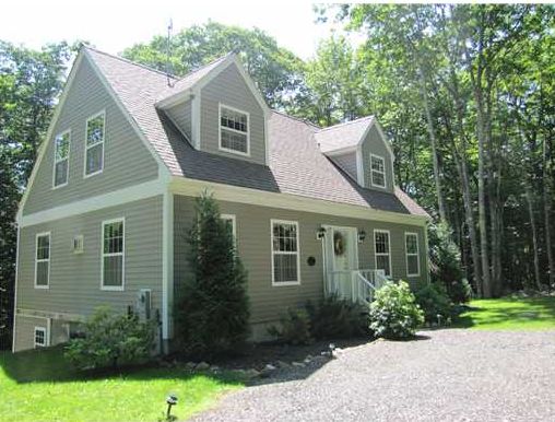 Bayside Village Maine Real Estate Listing - Maine Contemporary cape in tranquil setting - Close to the shore, village wharf & golf course