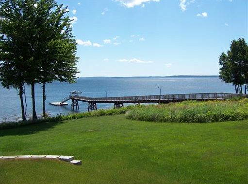 Deck at Crosby Manor Estates