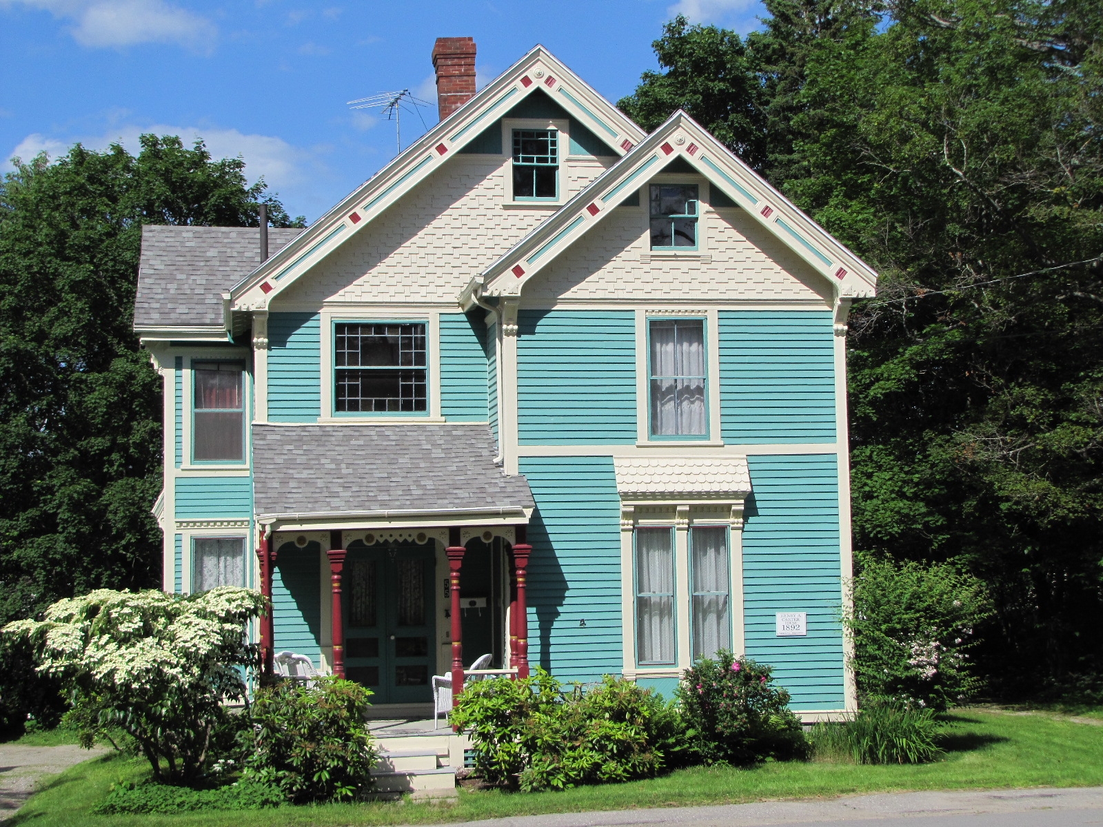 Coastal Maine Village Victorian - 