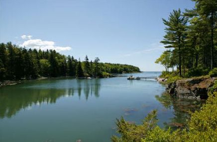 Waterfront home in Cundy's Harbor Maine for sale