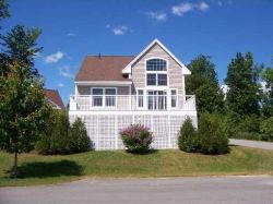 Beautiful free-standing condo with ocean view and access to deepwater dock and boat mooring