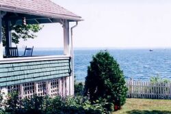 Cottage on the coast of Maine
